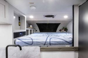 2027 Palomino BackPack HS-750 Lightweight Truck Camper Interior Image