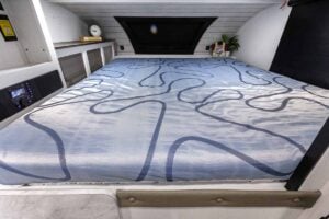 2027 Palomino BackPack HS-750 Lightweight Truck Camper Interior Image