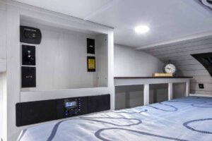2027 Palomino BackPack HS-750 Lightweight Truck Camper Interior Image