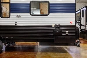 2027 Forest River Cherokee Grey Wolf 27GH Front Kitchen Travel Trailer Exterior Image