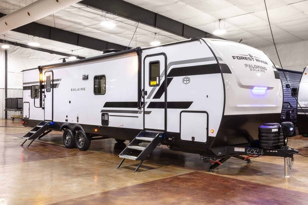 2026 Coachmen Catalina Legacy Edition 293TQBSCK Bunkhouse Travel Trailer Enterior Image