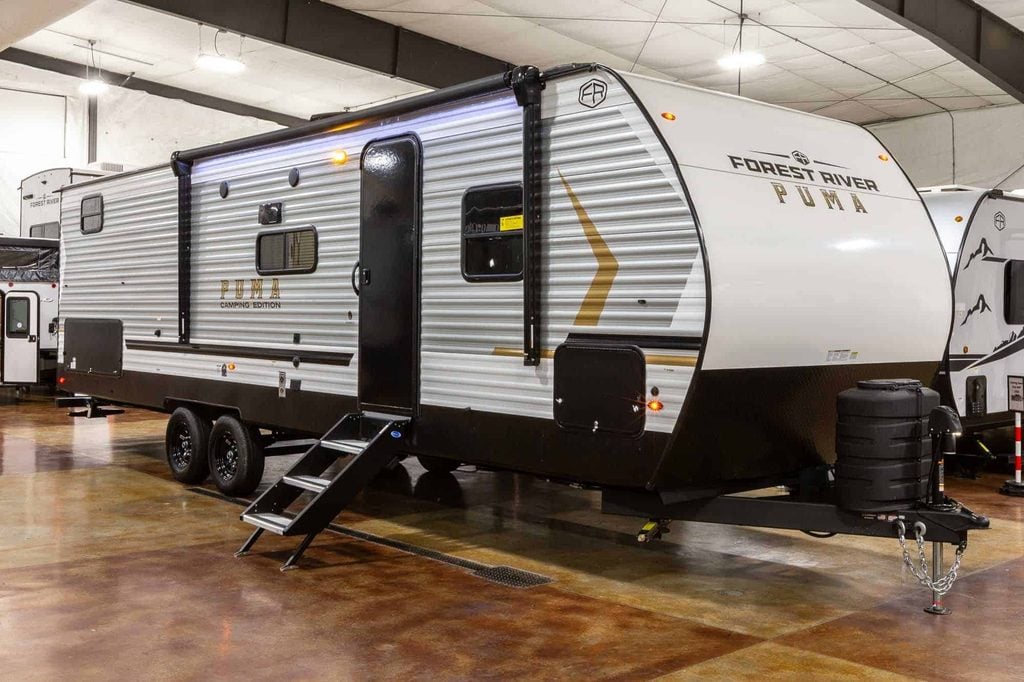 2026 Coachmen Catalina Legacy Edition 293TQBSCK Bunkhouse Travel Trailer Enterior Image